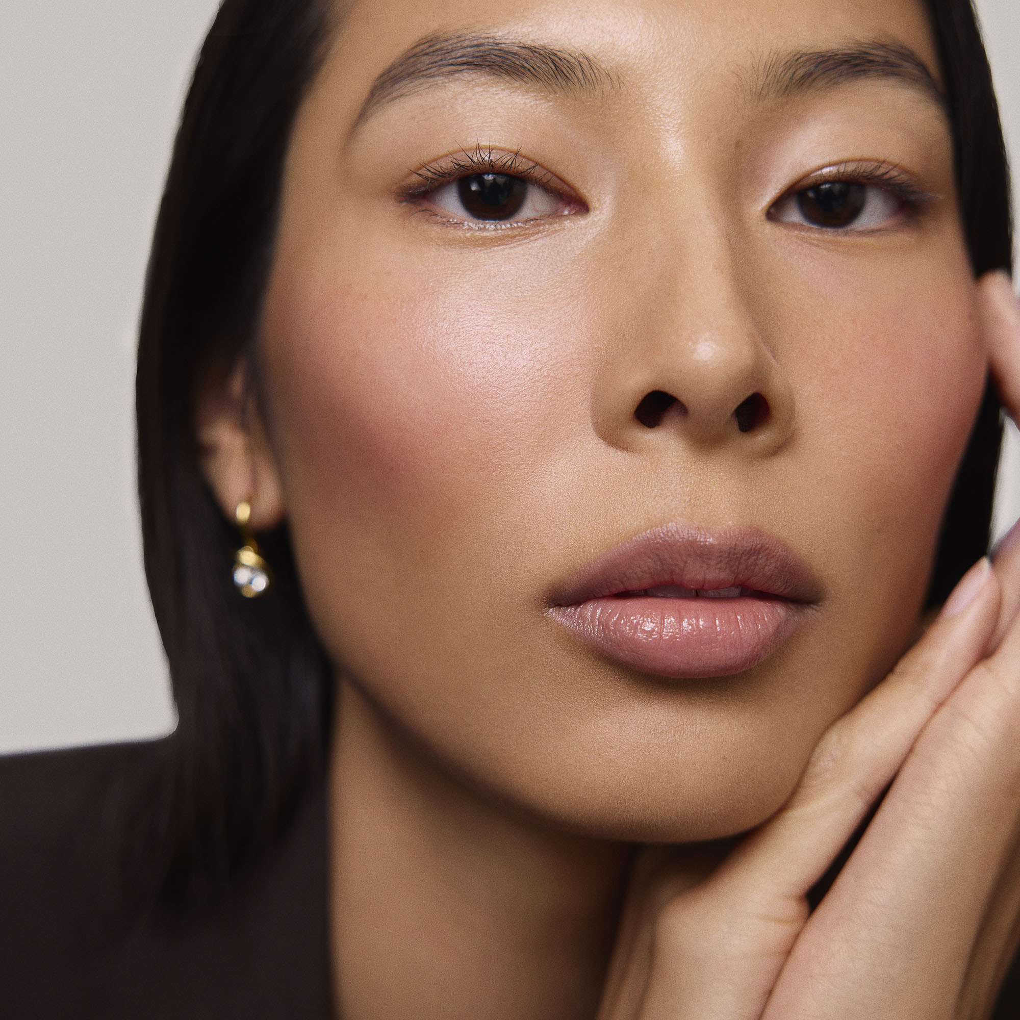 Master || Model is wearing Flush Balm in shade Beverly Hills.