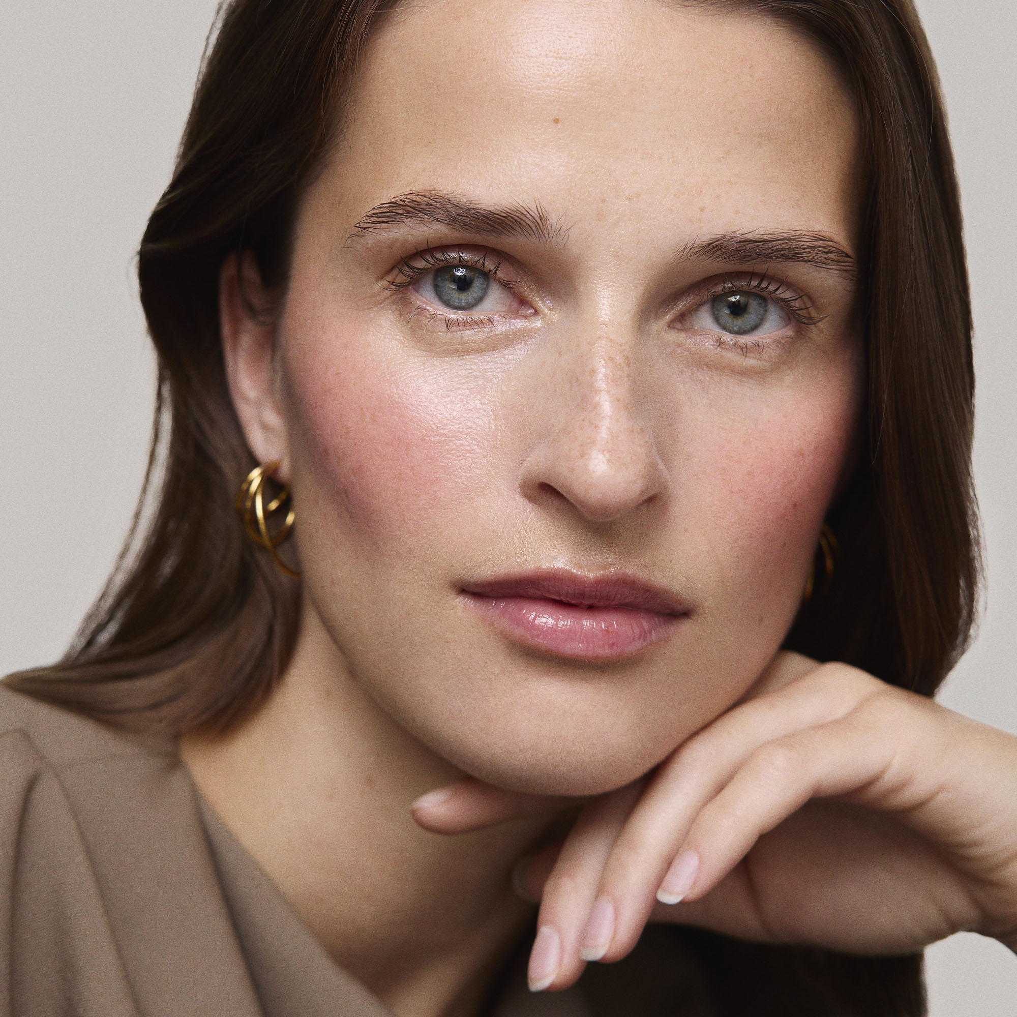 Master || Model is wearing Flush Balm in shade Stockholm.