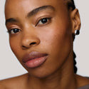 Master || Raschelle is wearing Solo Shadow Sheen in Surrealism.
