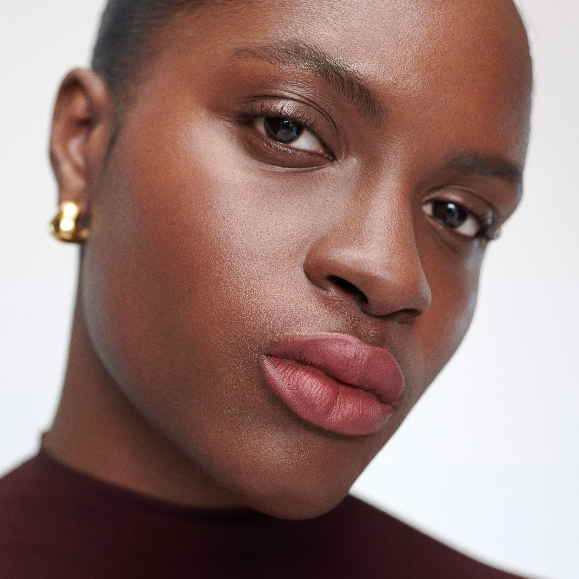 Sunday | face::deep | Madeline wears Signature Lip in Sunday