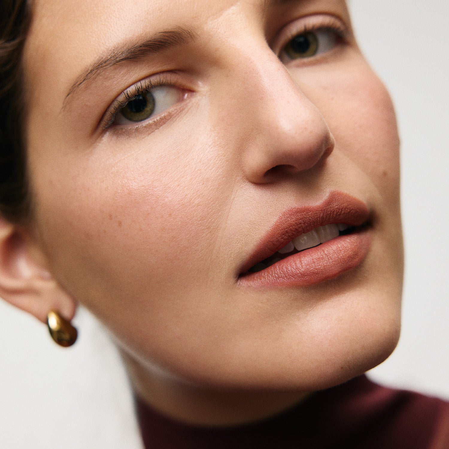 Master || Natalie is wearing Vendôme.