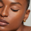 Vachetta | face::deep | Model is wearing Solo Shadow in Shade Vachetta.